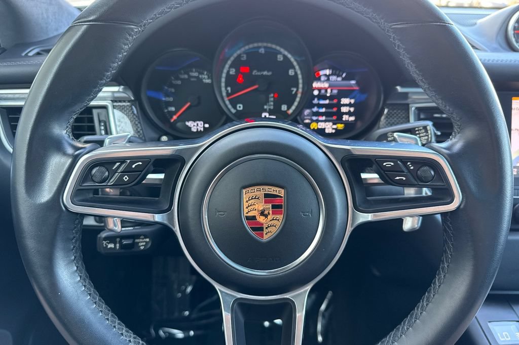 Used 2018 Porsche Macan Turbo AWD/4WD image 28