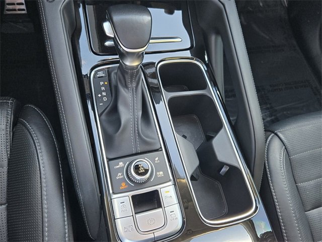 Used 2020 Kia Telluride SX w/ SX Prestige Package image 19