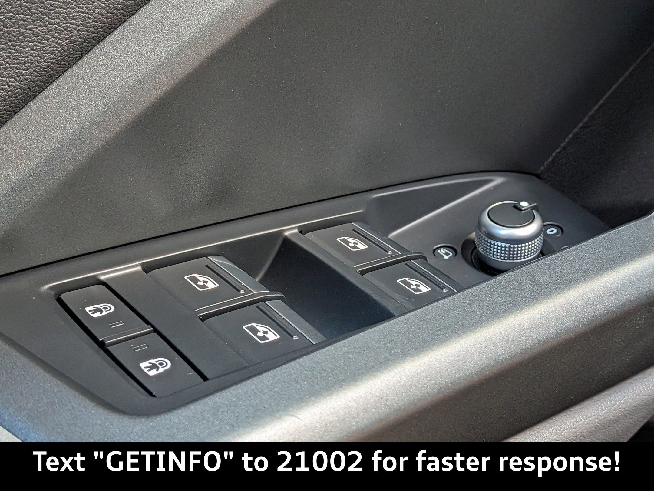 Used 2023 Audi Q3 2.0T Premium Plus w/ Premium Plus Package image 34