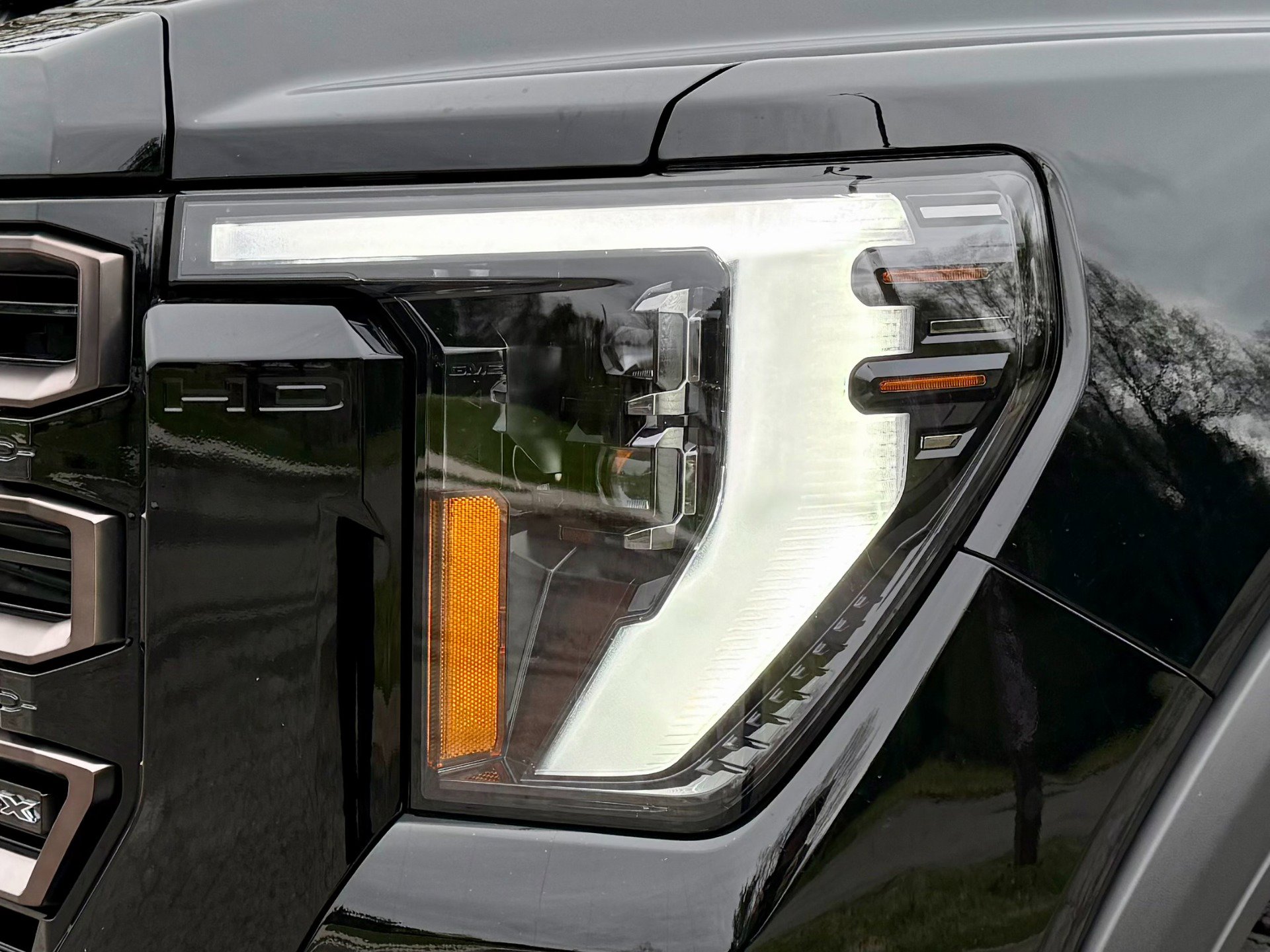 Used 2026 GMC Sierra 2500 AT4X image 14