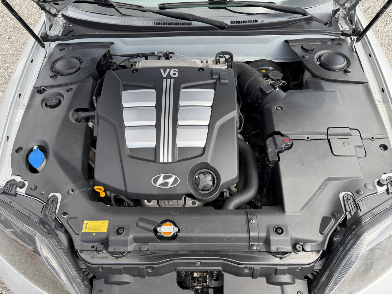 Used 2006 Hyundai Tiburon GT image 16