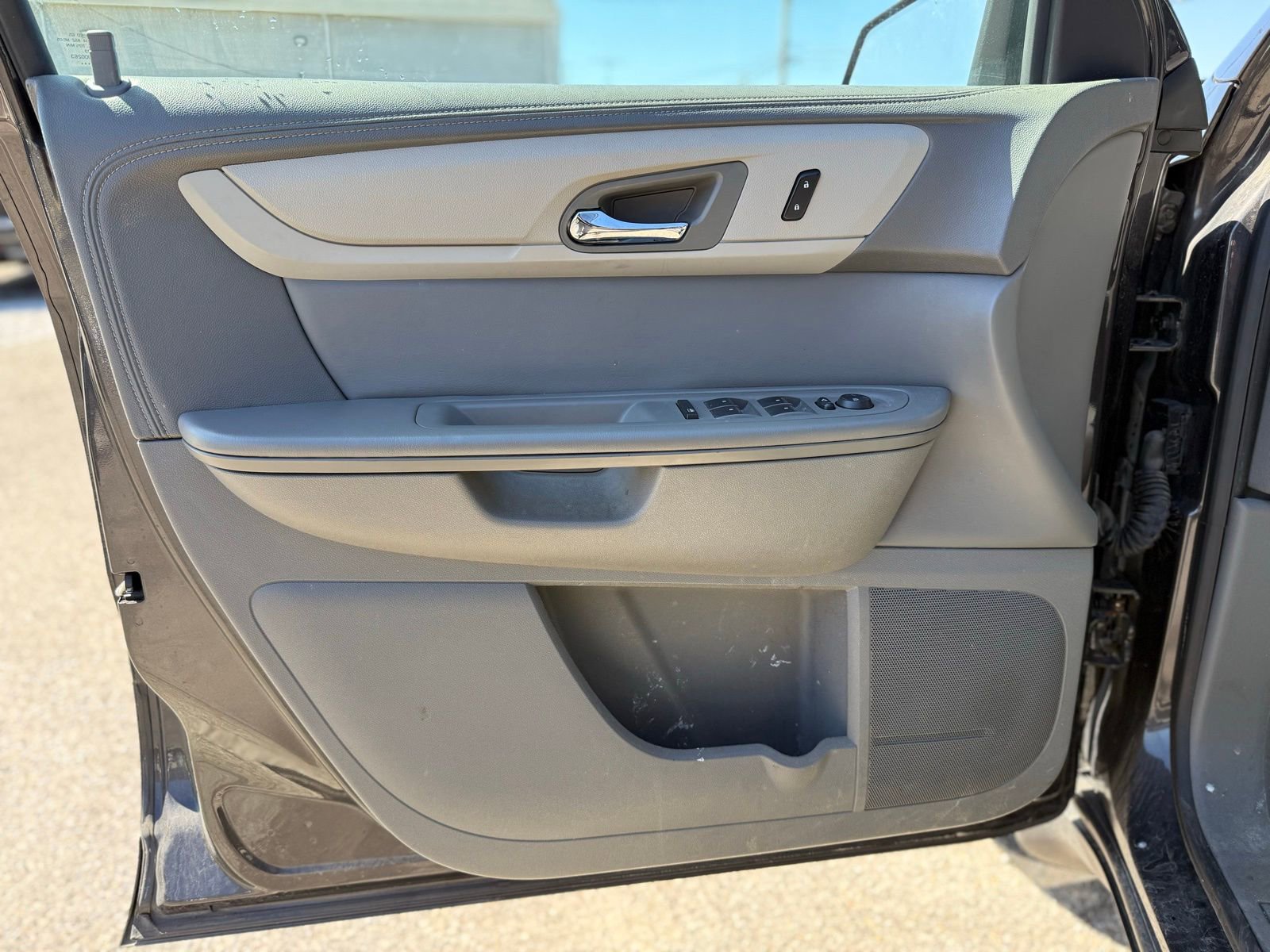 Used 2016 Chevrolet Traverse LS image 5