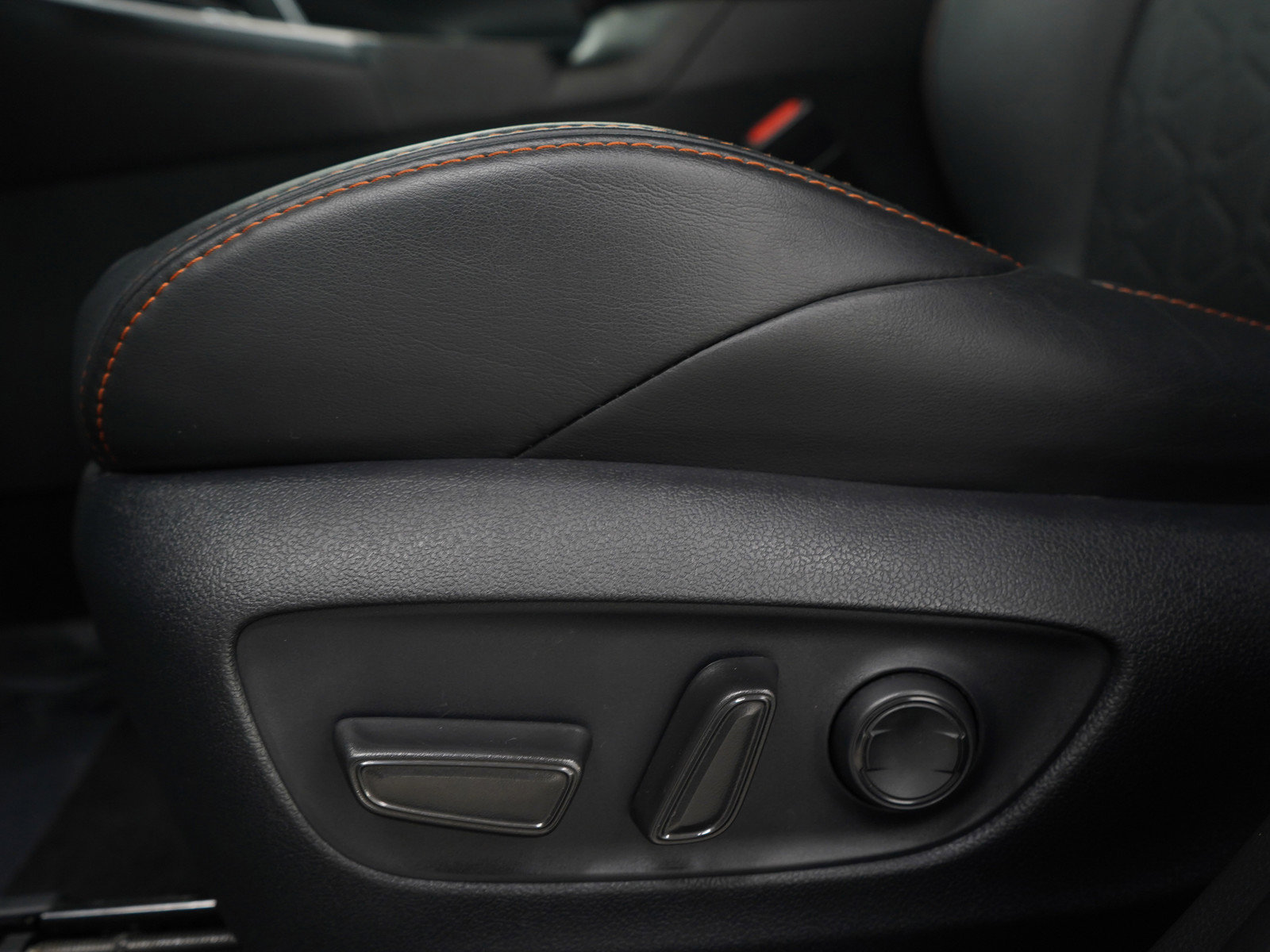 Used 2024 Toyota RAV4 Adventure image 24