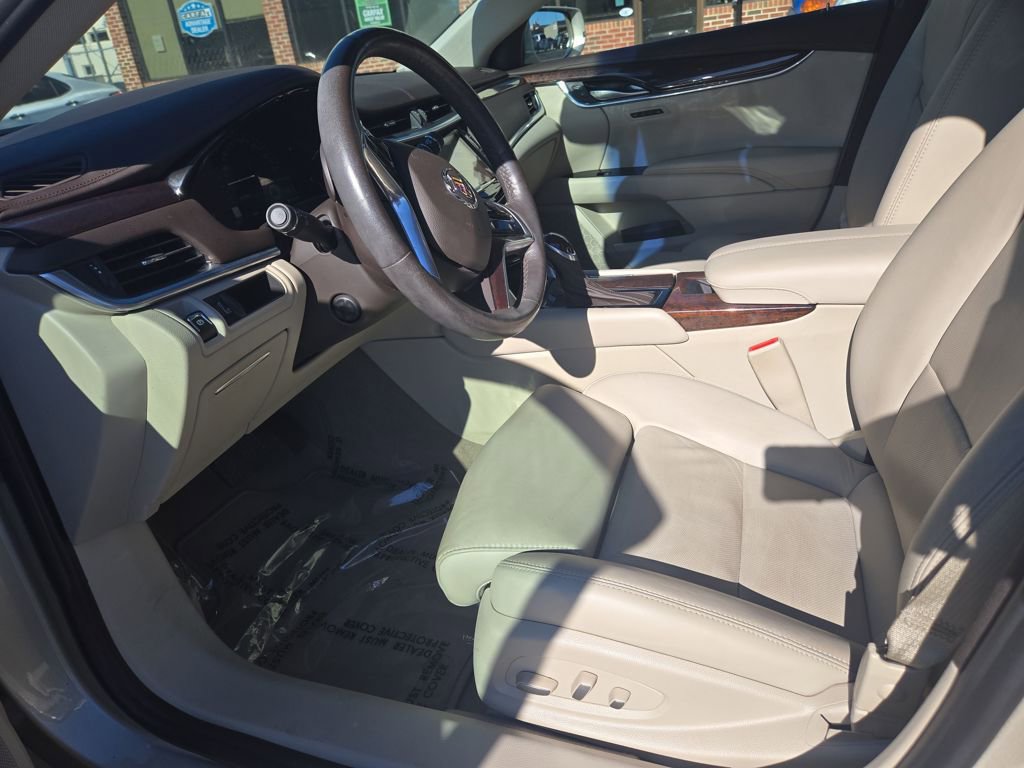 Used 2014 Cadillac XTS Luxury w/ Driver Awareness Package image 12
