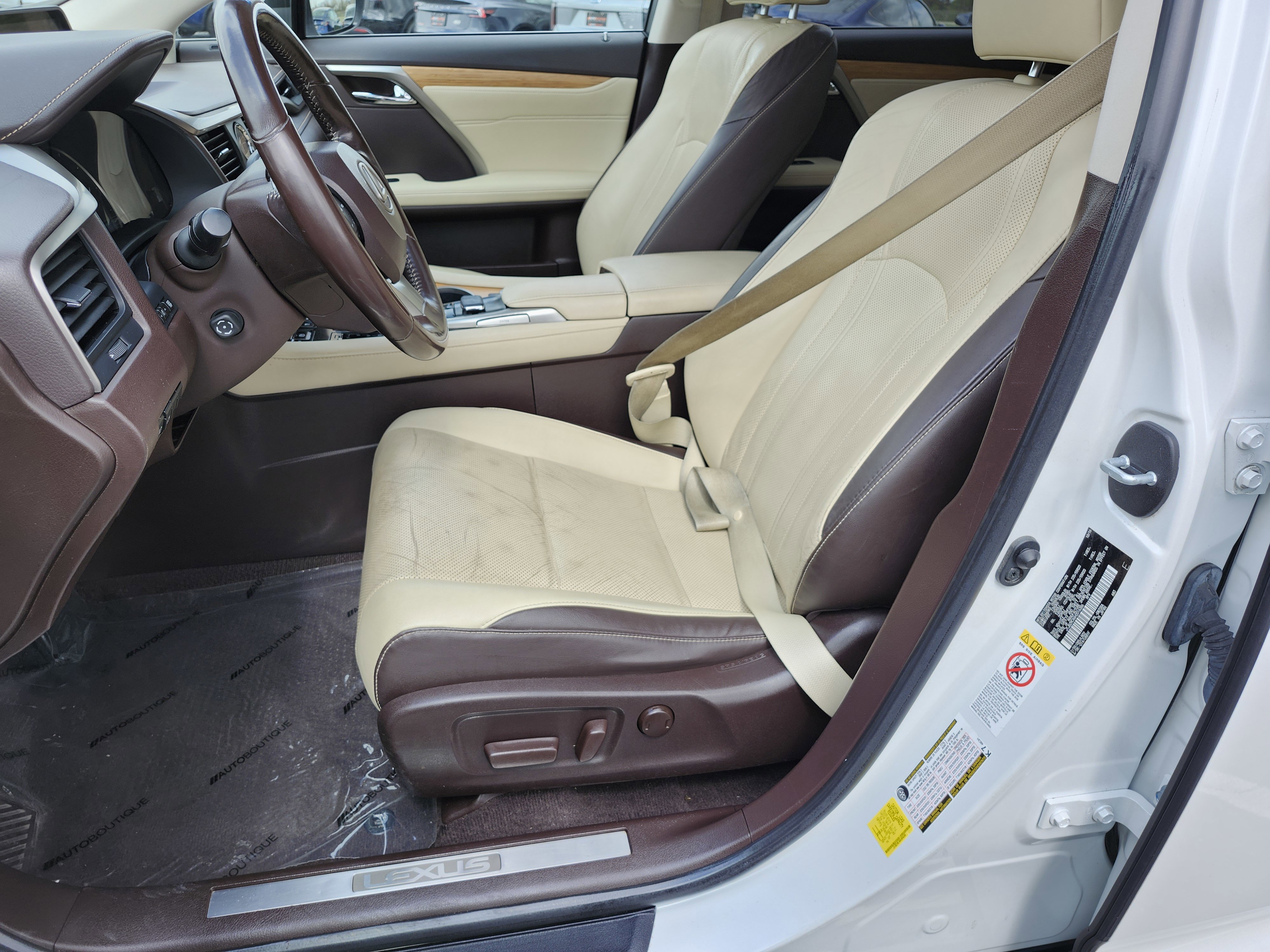 Used 2017 Lexus RX 350 AWD w/ Premium Package image 27