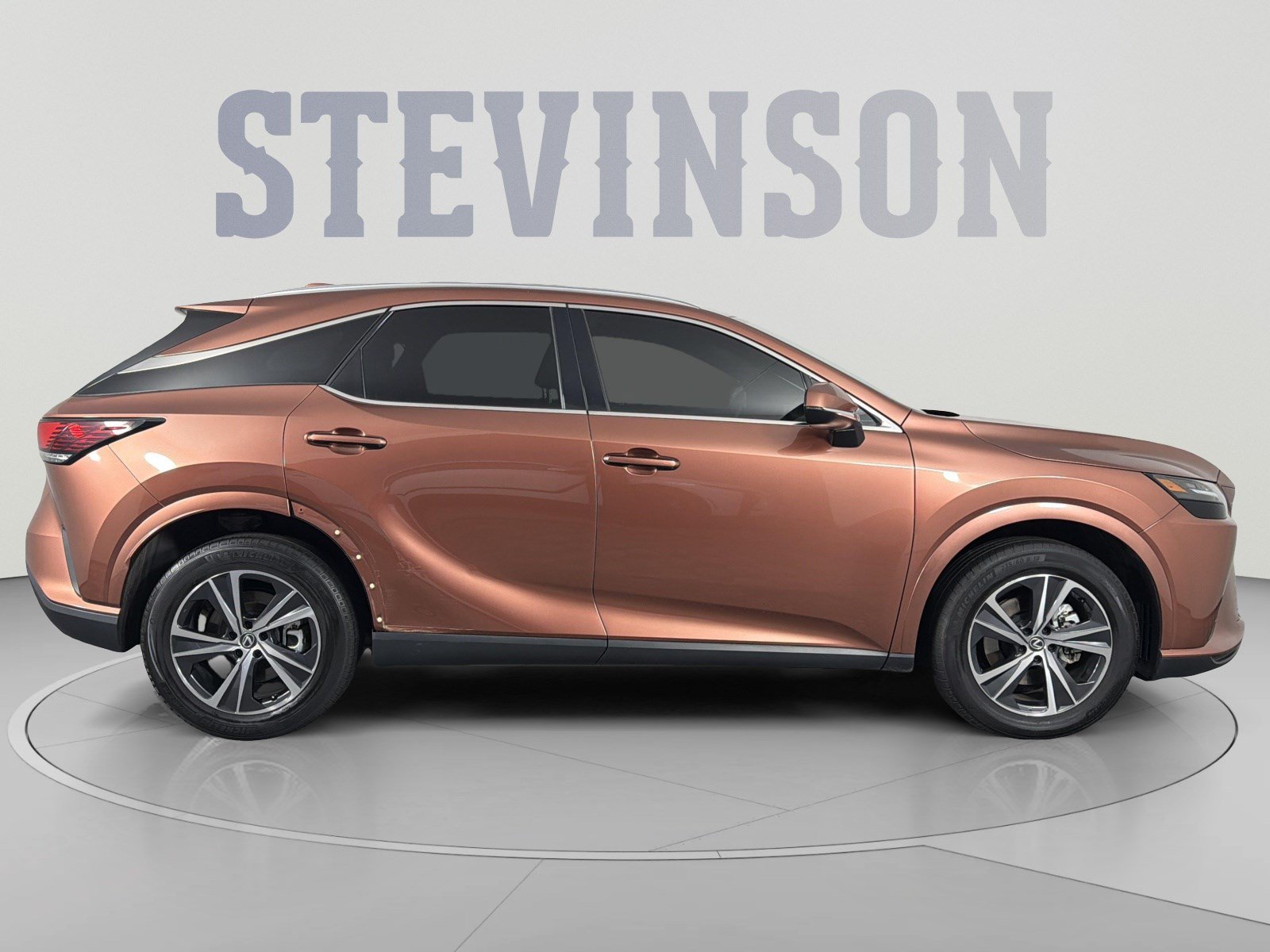 Used 2023 Lexus RX 350 w/ Cold Area Package AWD/4WD image 10