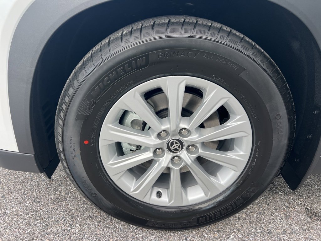 New 2026 Toyota Grand Highlander AWD image 14