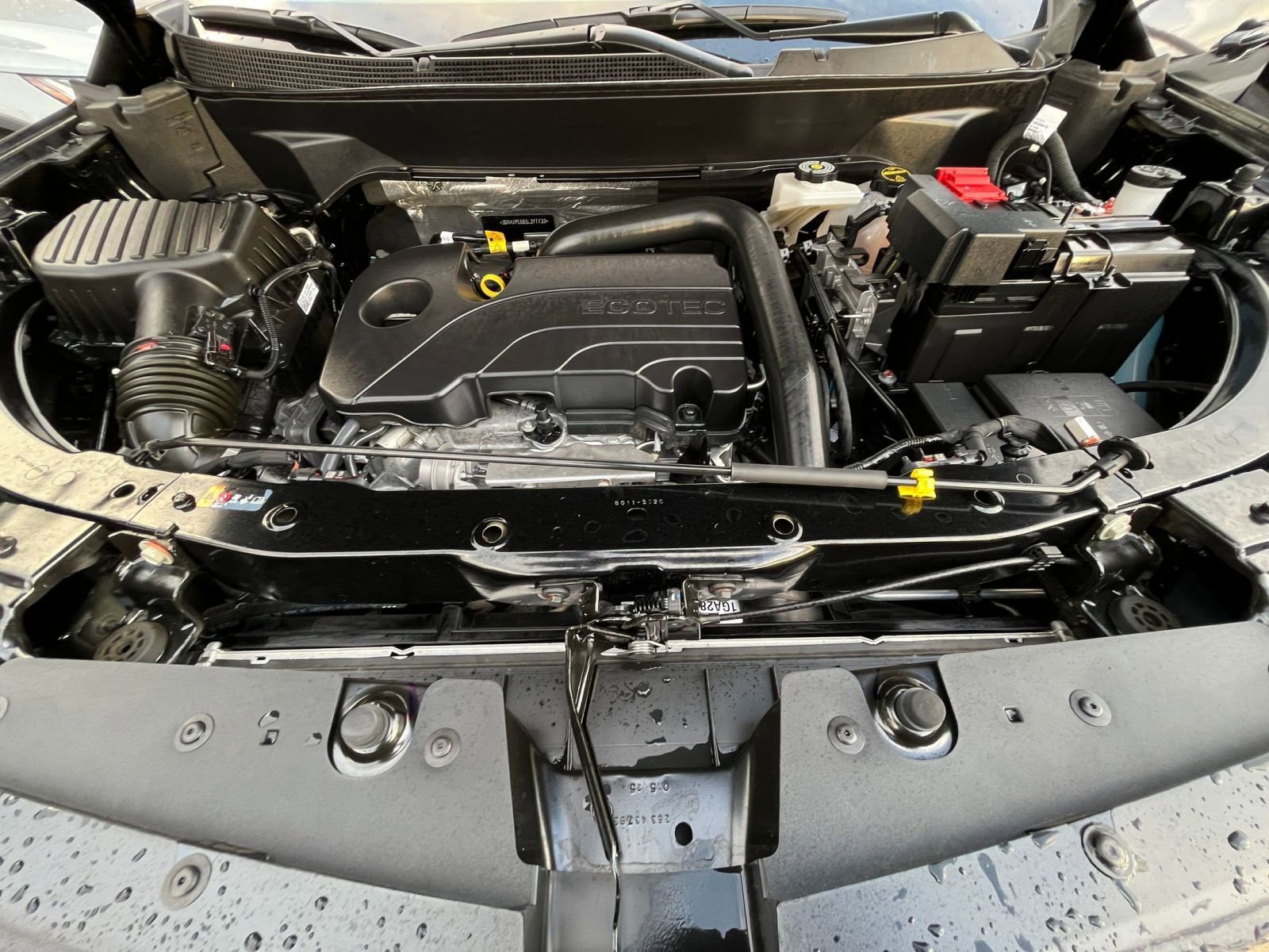 Used 2025 Chevrolet Equinox LT image 32