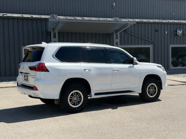 Used 2019 Lexus LX 570 4WD w/ Luxury Package image 9