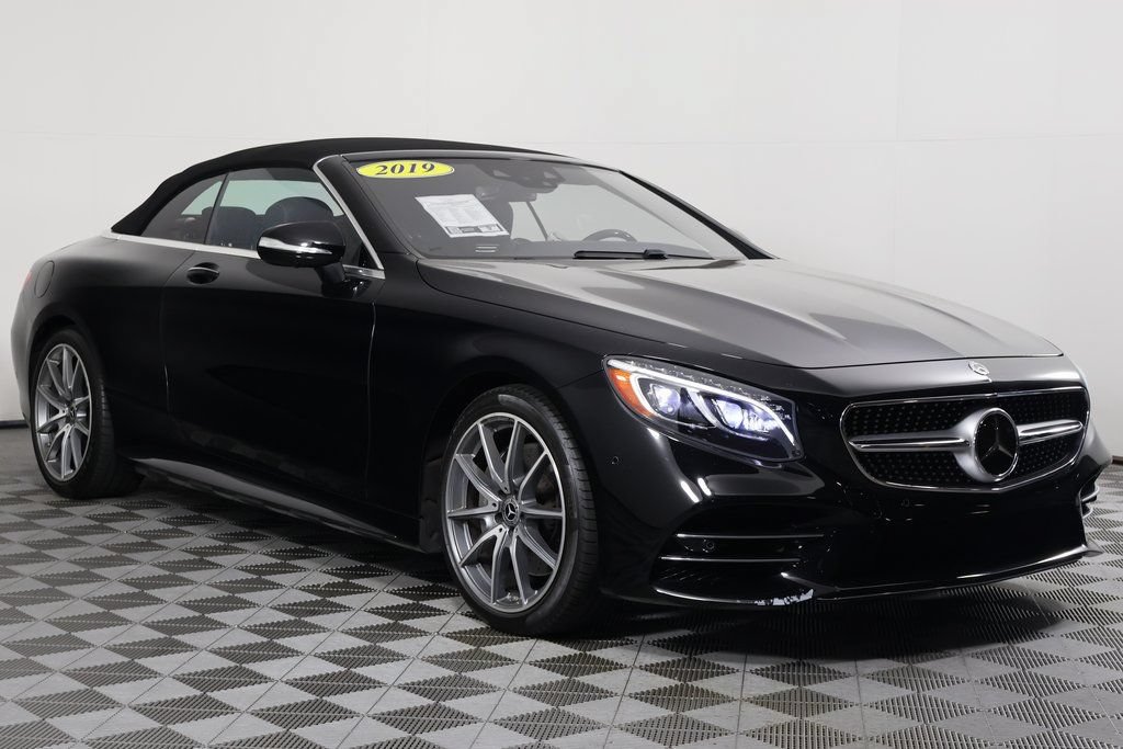 Used 2019 Mercedes-Benz S 560 Cabriolet image 3