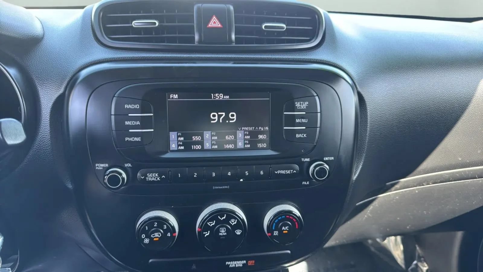 Used 2018 Kia Soul FWD image 13