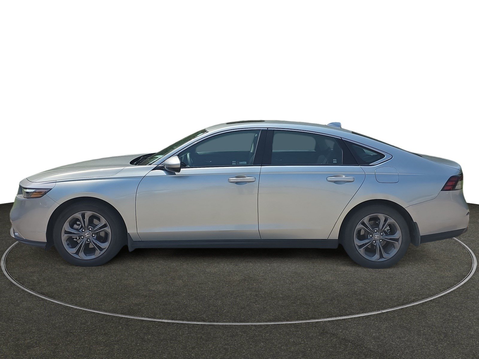 Used 2024 Honda Accord EX image 2
