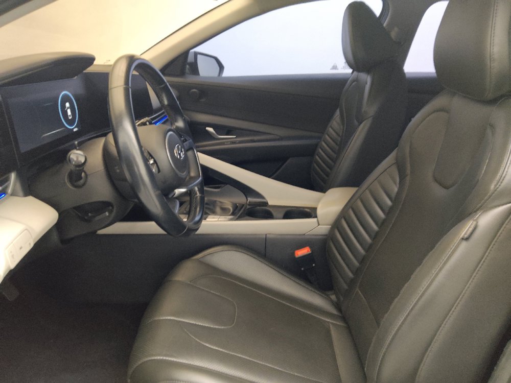 Used 2021 Hyundai Elantra Limited w/ Cargo Package FWD image 17