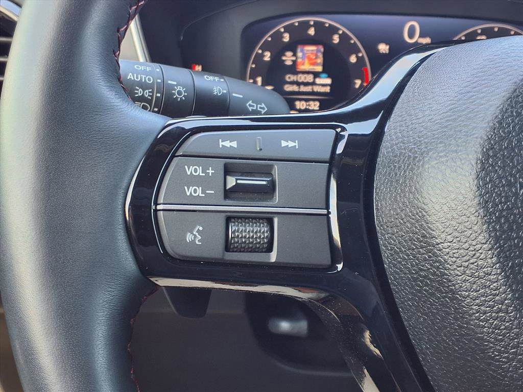 Used 2025 Honda Pilot Black Edition image 15