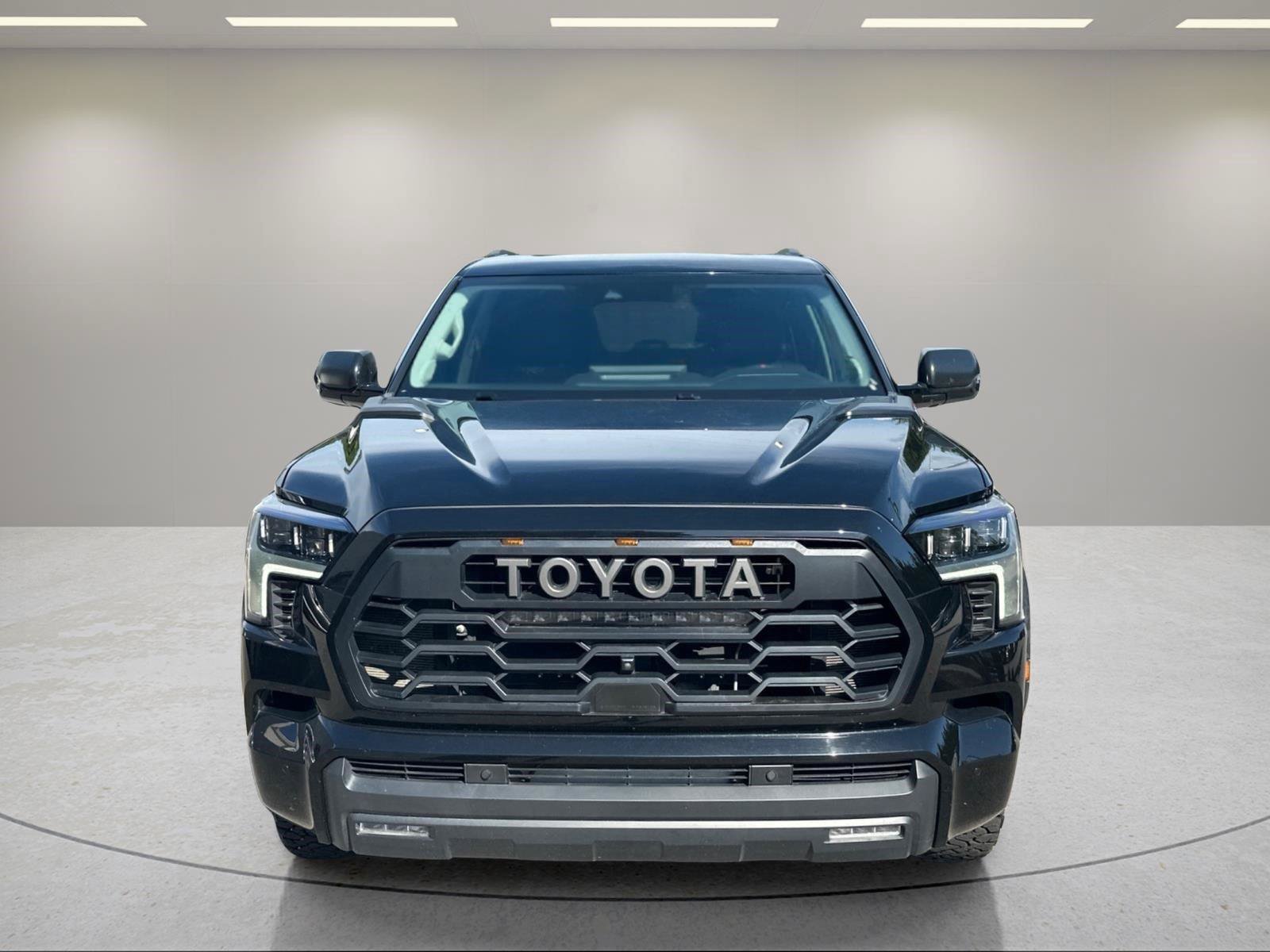 Used 2023 Toyota Sequoia TRD Pro AWD/4WD image 10