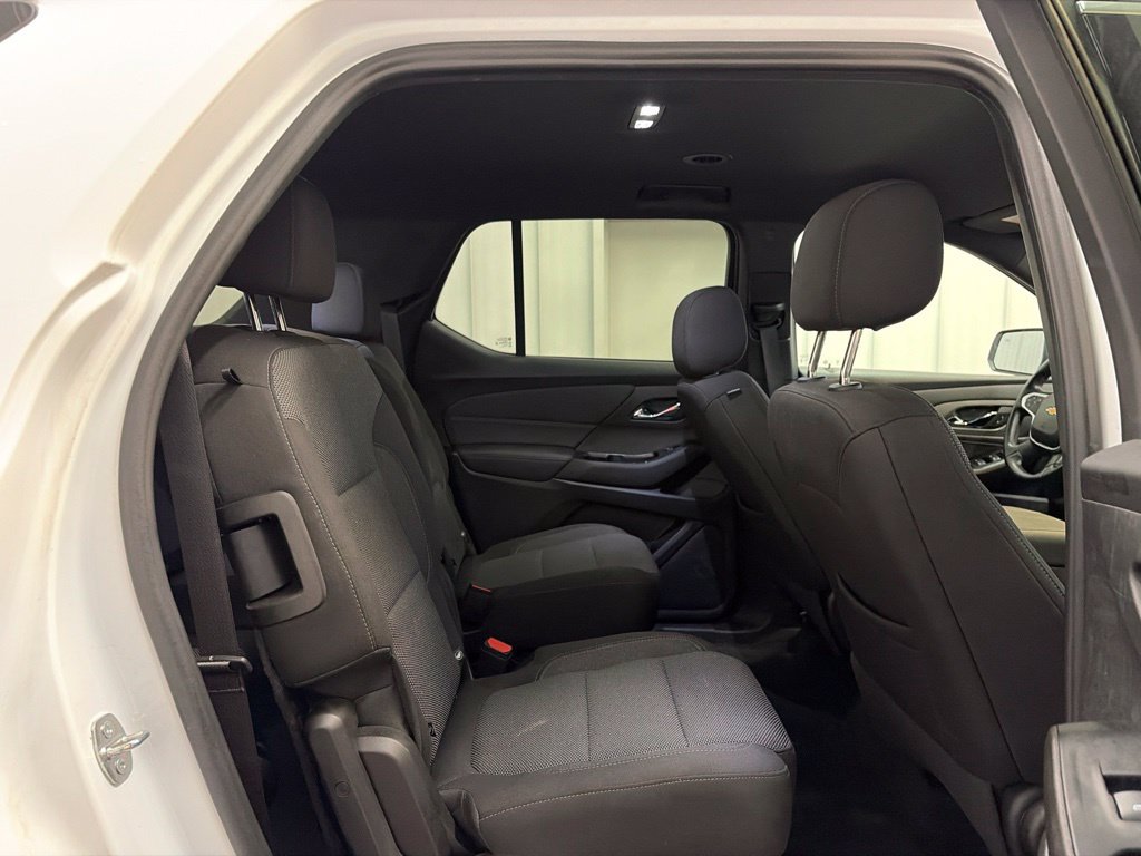 Used 2023 Chevrolet Traverse LT w/ LPO, Floor Liner Package AWD/4WD image 23