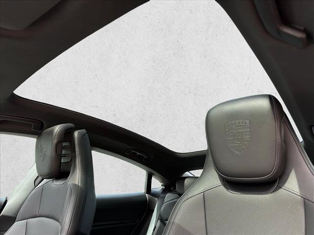 Used 2021 Porsche Taycan RWD image 22