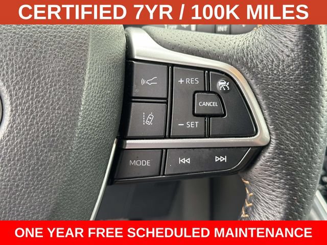Used 2022 Toyota Sienna XLE Woodland Edition AWD/4WD image 25