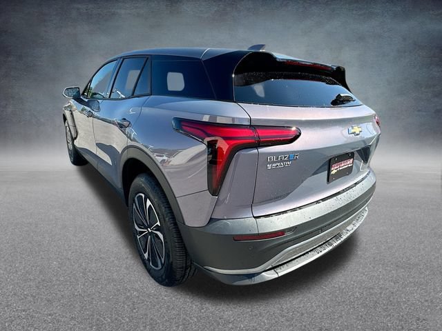 New 2025 Chevrolet Blazer EV LT AWD/4WD image 9