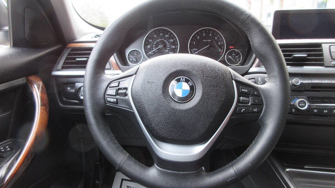 Used 2014 BMW 328i xDrive Sedan image 28