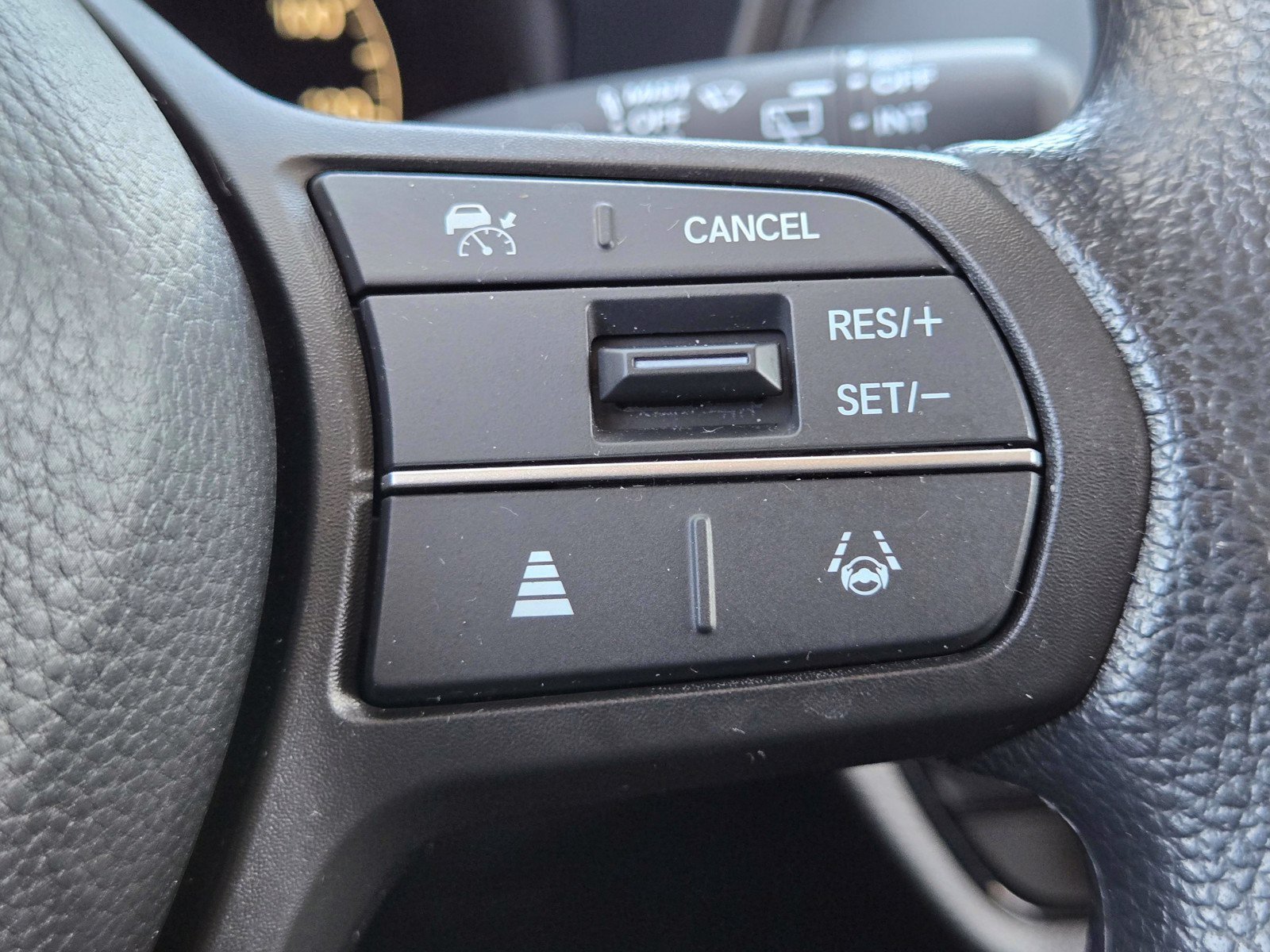 Certified 2024 Honda HR-V LX image 27