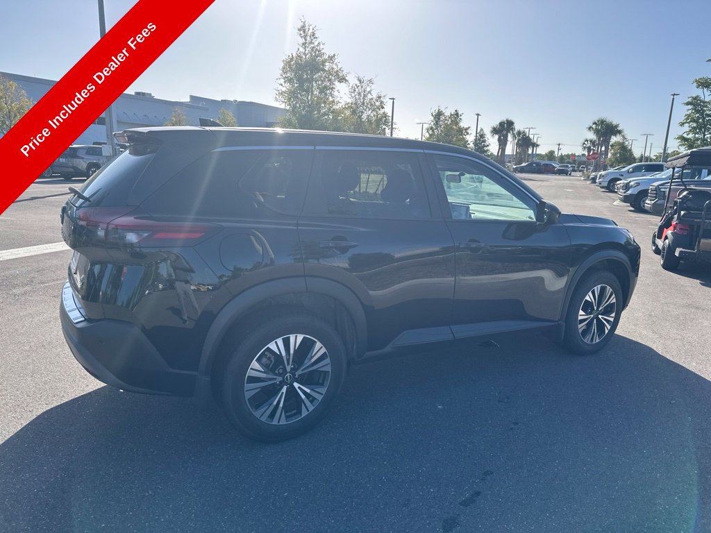 Used 2023 Nissan Rogue SV FWD image 5