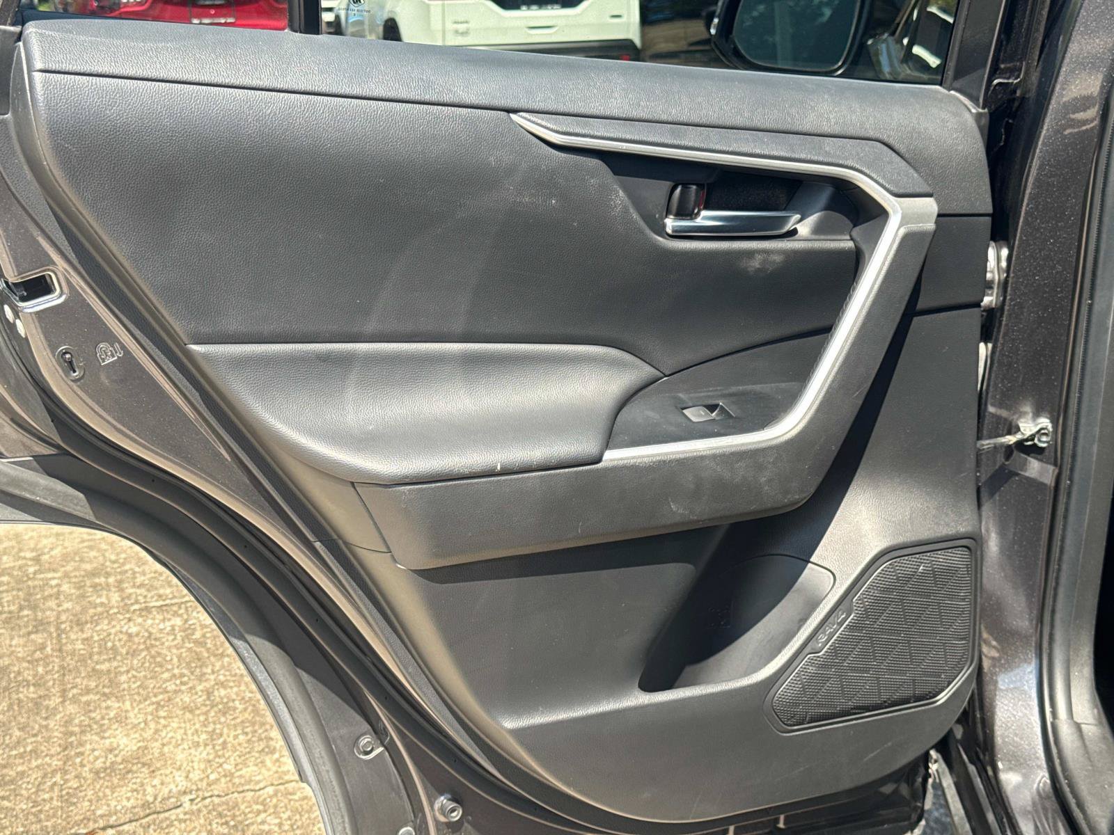 Used 2024 Toyota RAV4 XLE FWD image 11