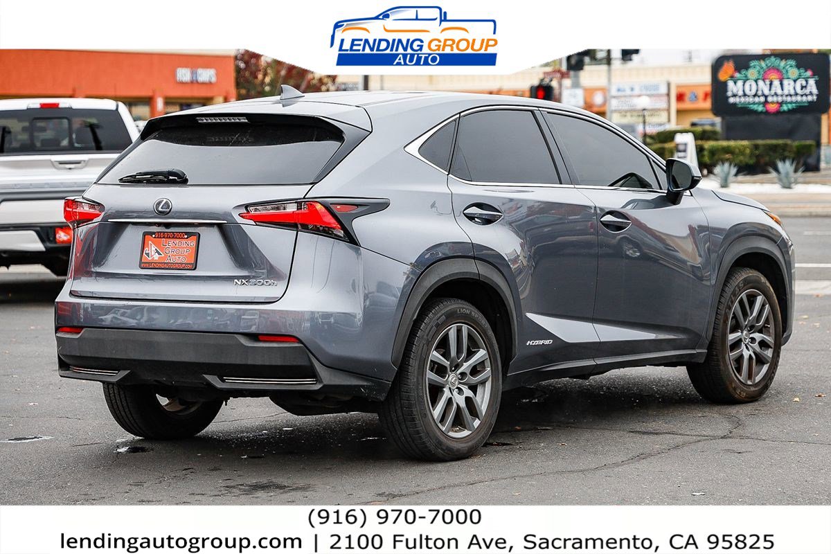 Used 2015 Lexus NX 300h FWD w/ Premium Package image 4