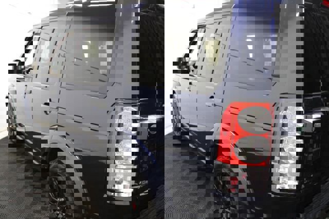 Used 2013 Land Rover LR4 HSE image 9