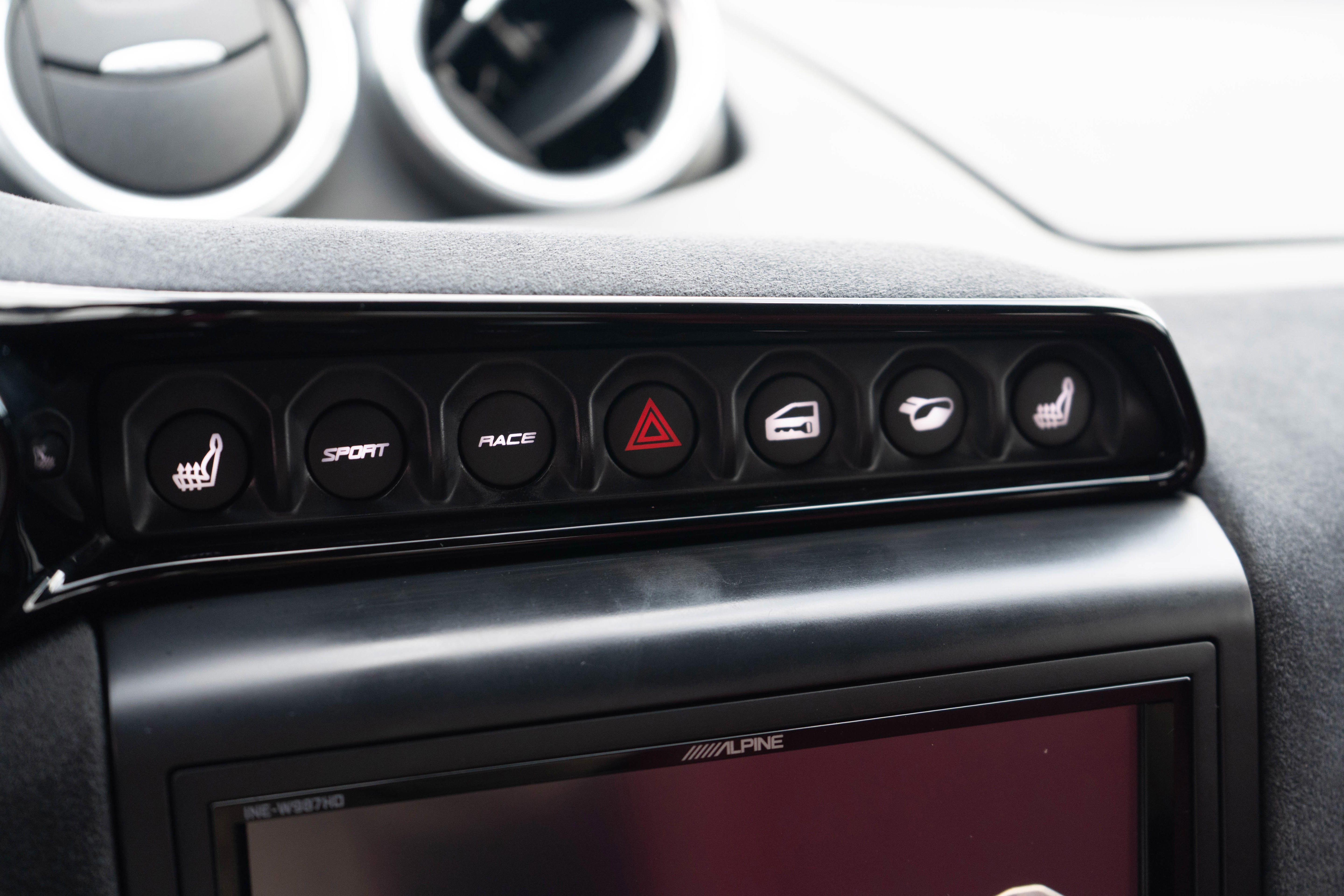 Used 2020 Lotus Evora image 16