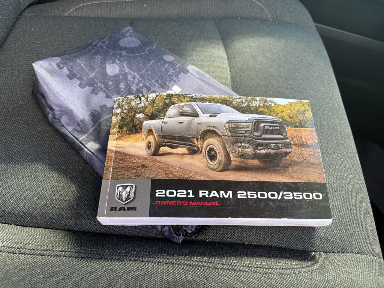 Used 2021 RAM 2500 Big Horn w/ Night Edition AWD/4WD image 55