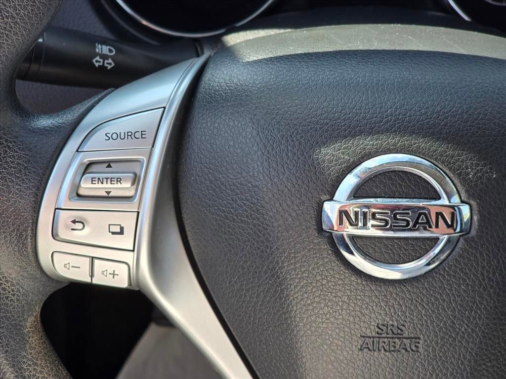 Used 2015 Nissan Rogue SV image 15