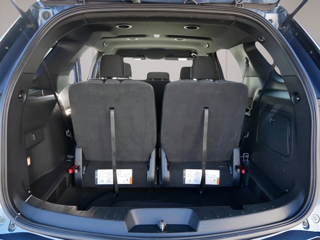 Used 2019 Ford Explorer XLT AWD/4WD image 12