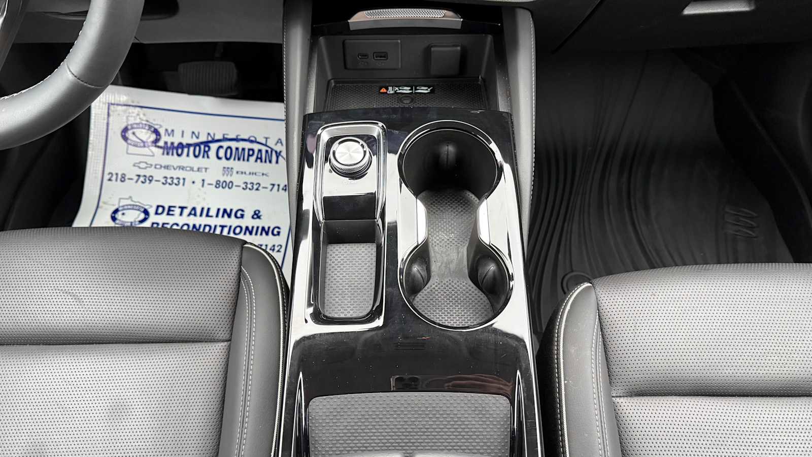 Used 2025 Buick Envision Avenir image 24