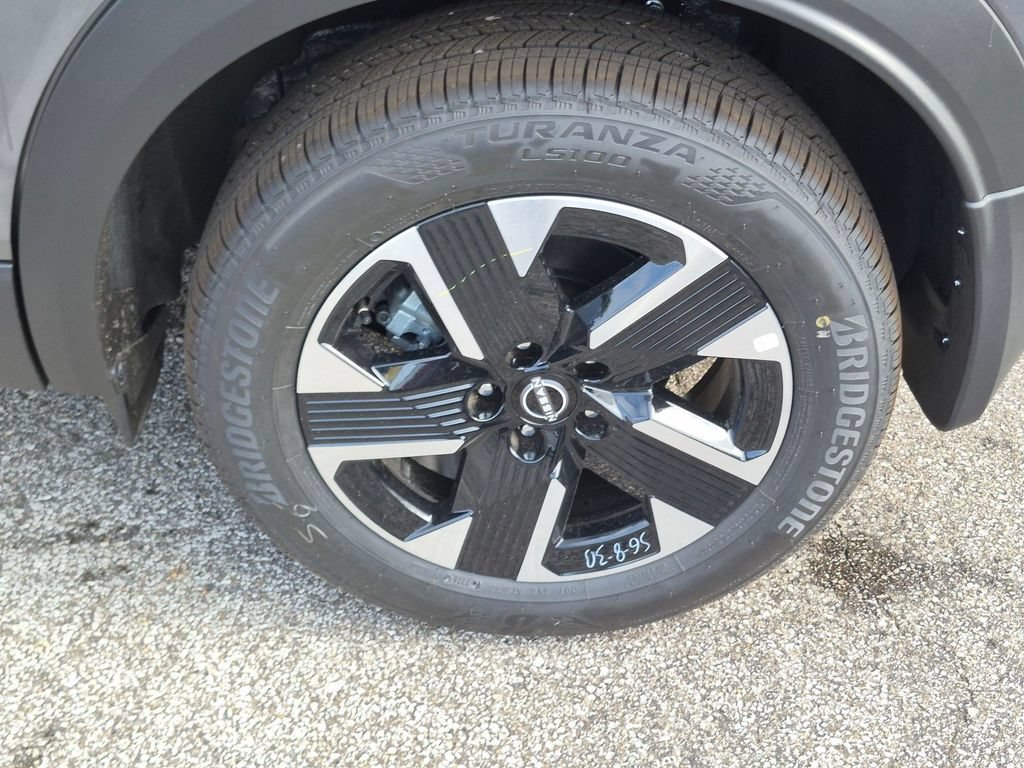 New 2026 Nissan Kicks SV w/ SV Premium Package AWD/4WD image 12