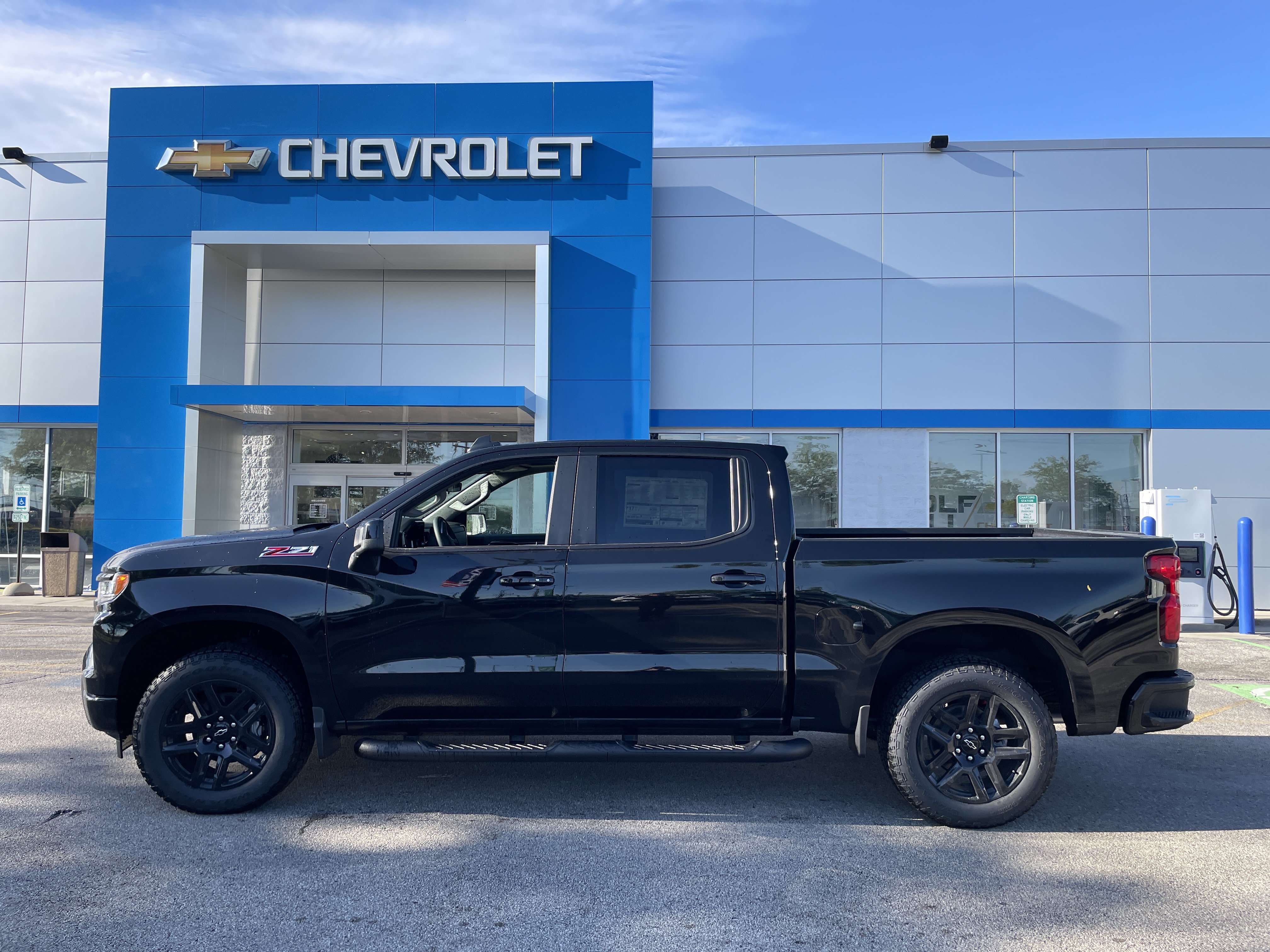 New 2026 Chevrolet Silverado 1500 RST AWD/4WD image 8