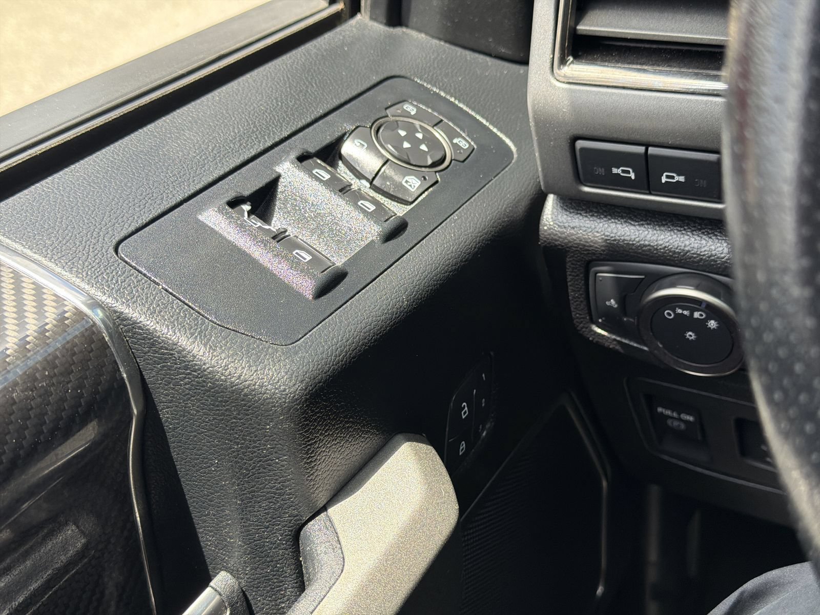 Used 2019 Ford F150 Raptor w/ Equipment Group 802A Luxury AWD/4WD image 33