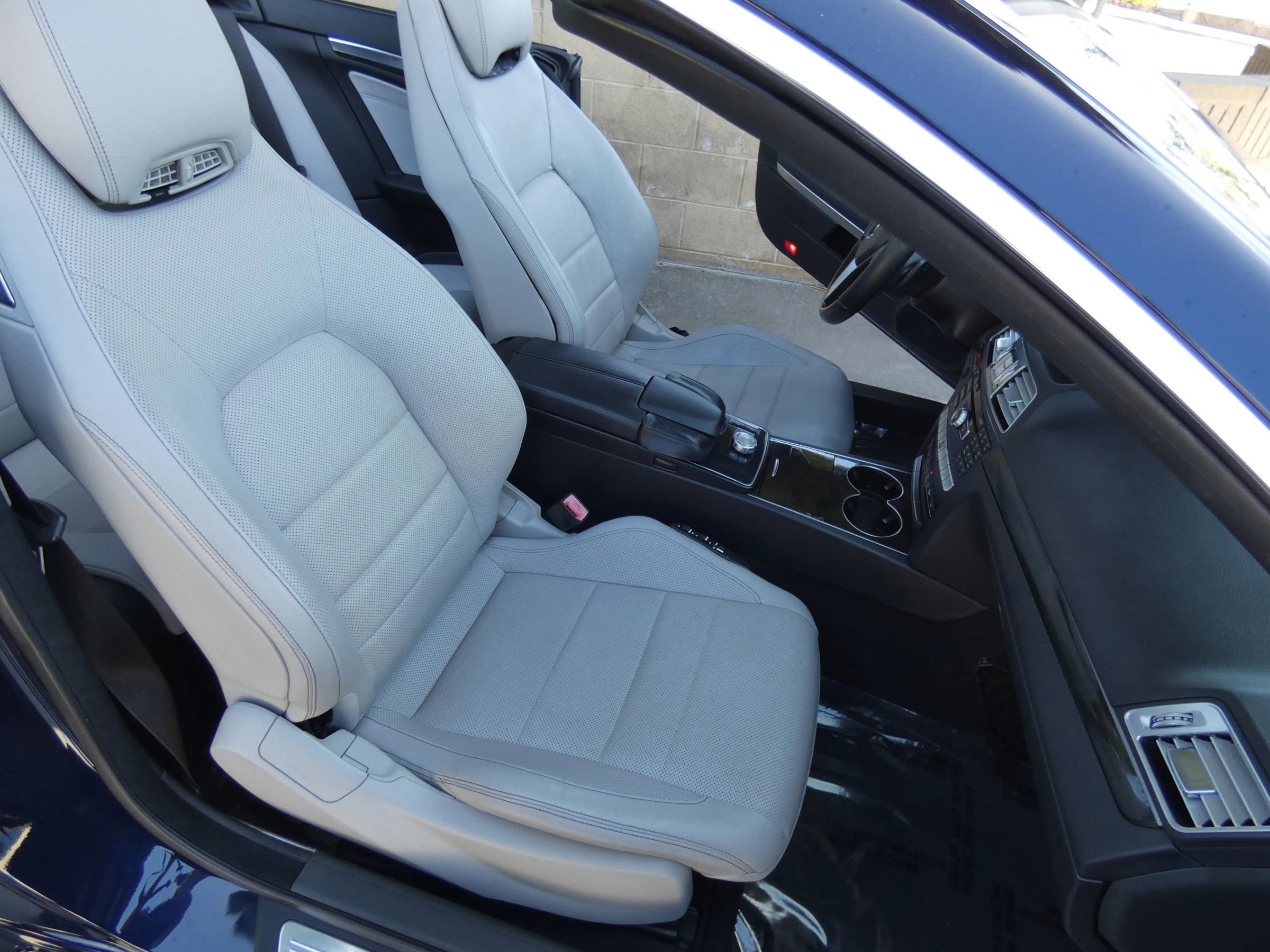 Used 2014 Mercedes-Benz E 350 Cabriolet w/ Premium 1 Package image 29