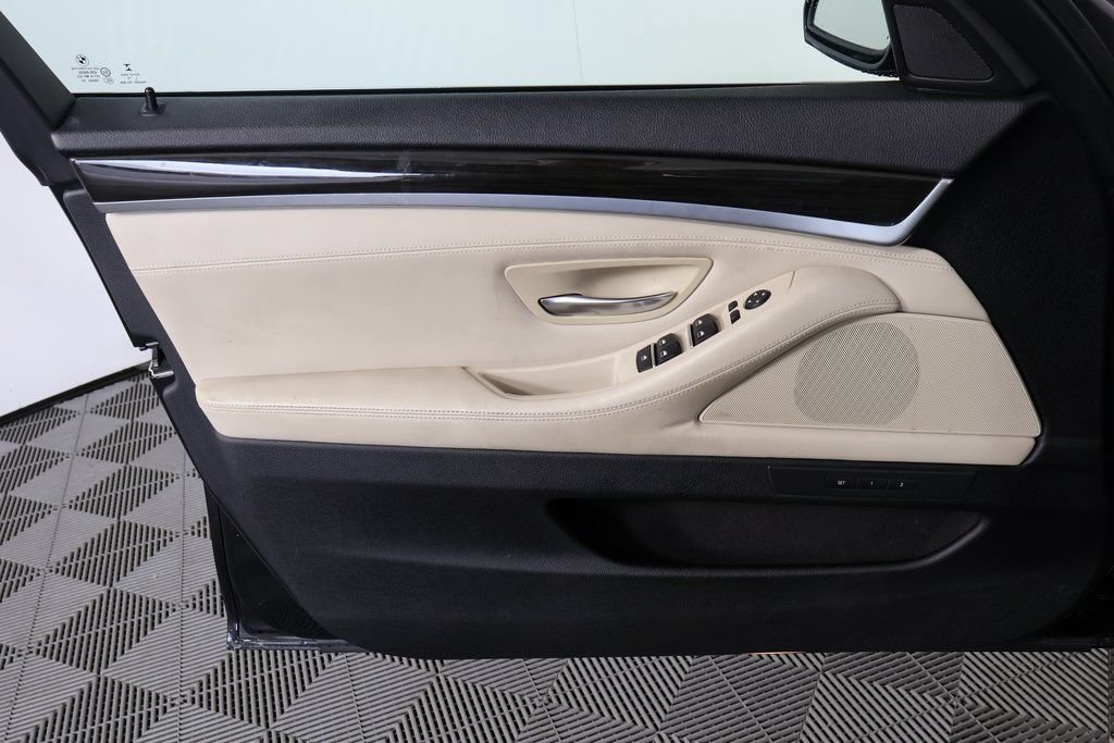 Used 2015 BMW 535i Sedan RWD image 10