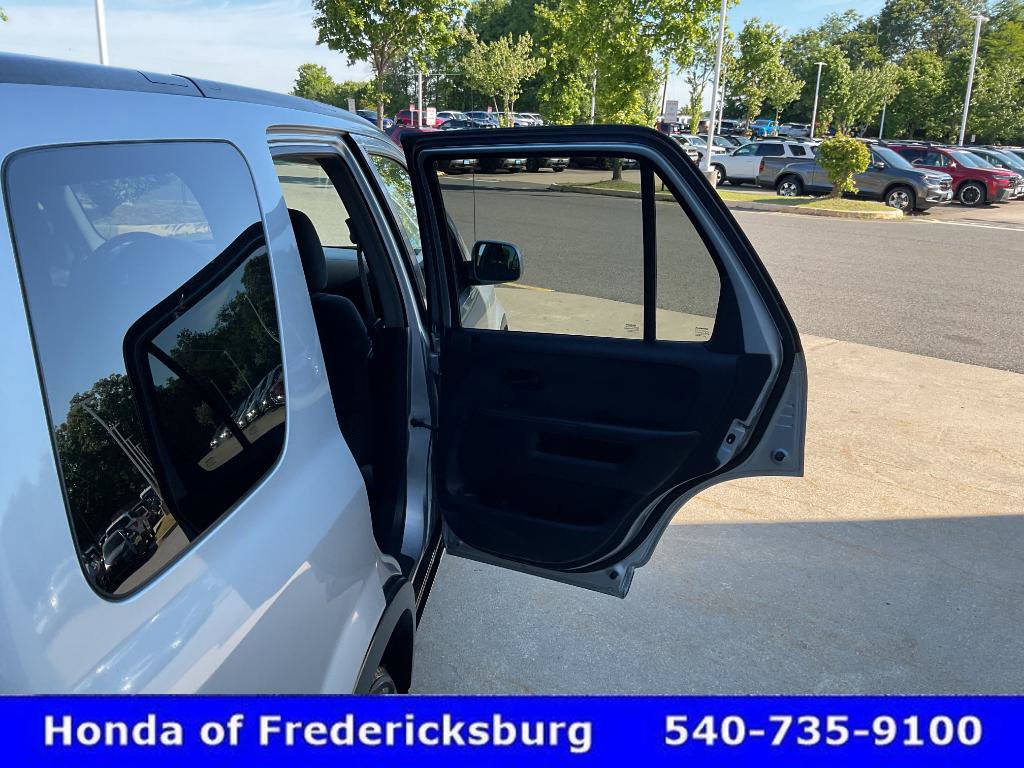 Used 2005 Honda CR-V EX image 18