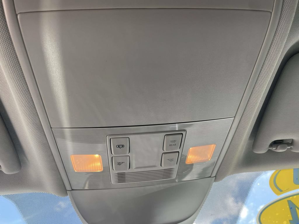 Certified 2024 Volkswagen Taos S AWD/4WD image 21