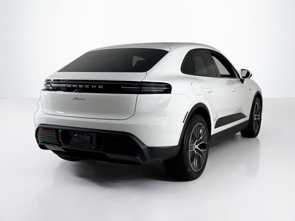 Certified 2025 Porsche Macan Electric RWD image 5