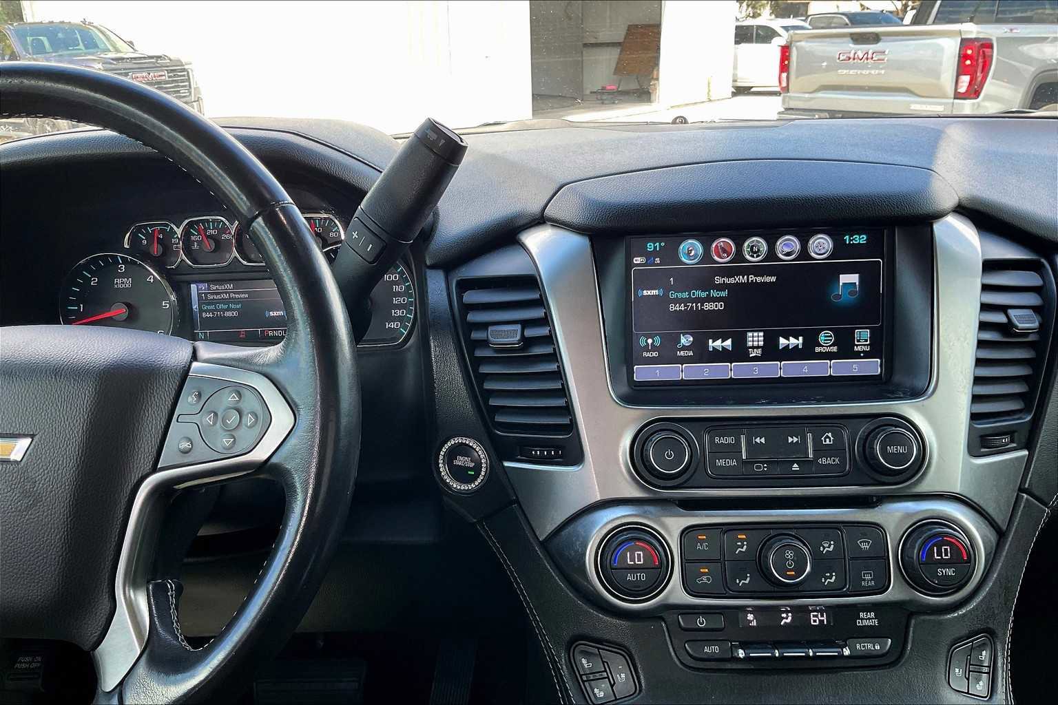 Used 2019 Chevrolet Suburban Premier image 6