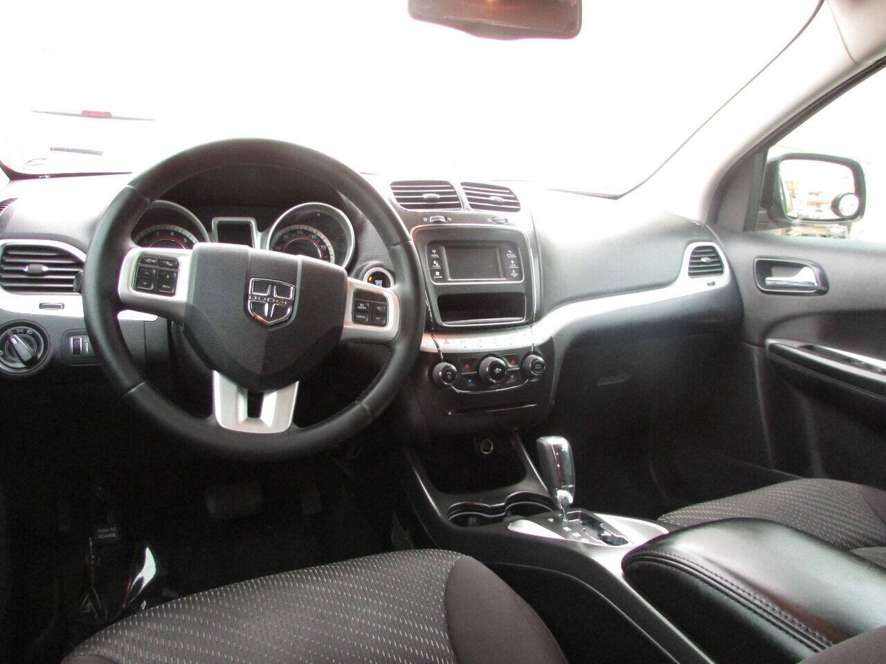 Used 2013 Dodge Journey American Value Package w/ Flexible Seating Group FWD image 25