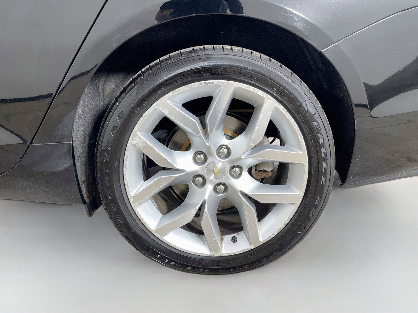 Used 2015 Chevrolet Impala LTZ FWD image 28