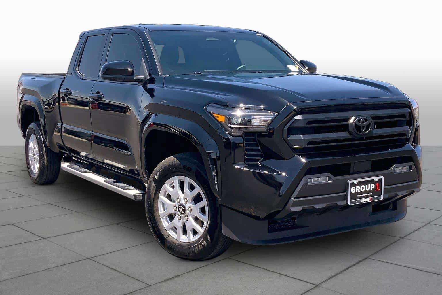 Used 2025 Toyota Tacoma SR5 RWD image 3