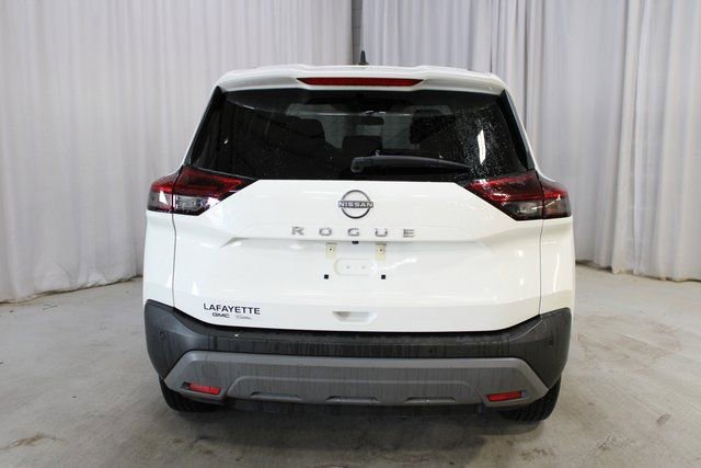 Used 2023 Nissan Rogue S image 5