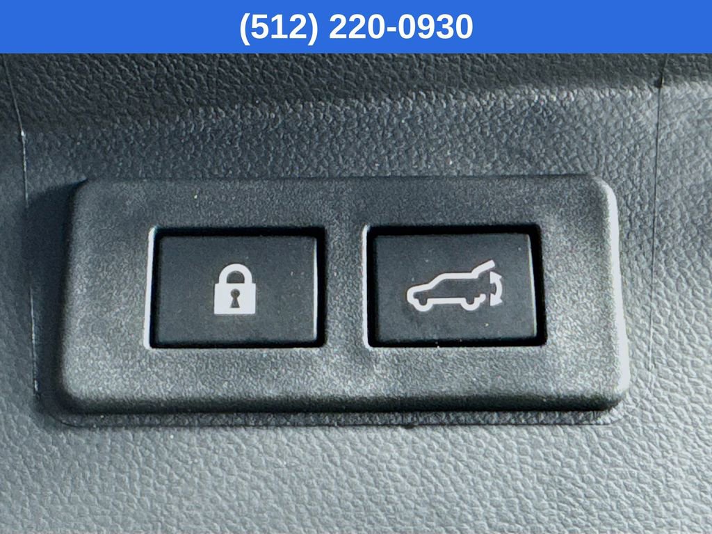 Certified 2025 Subaru Outback Premium image 31