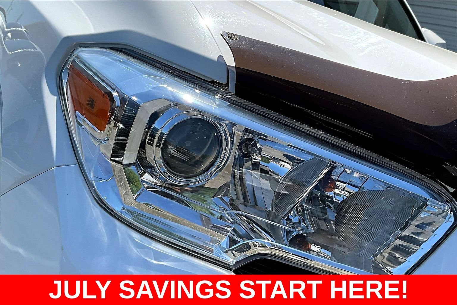 Used 2021 Toyota Tacoma SR AWD/4WD image 39