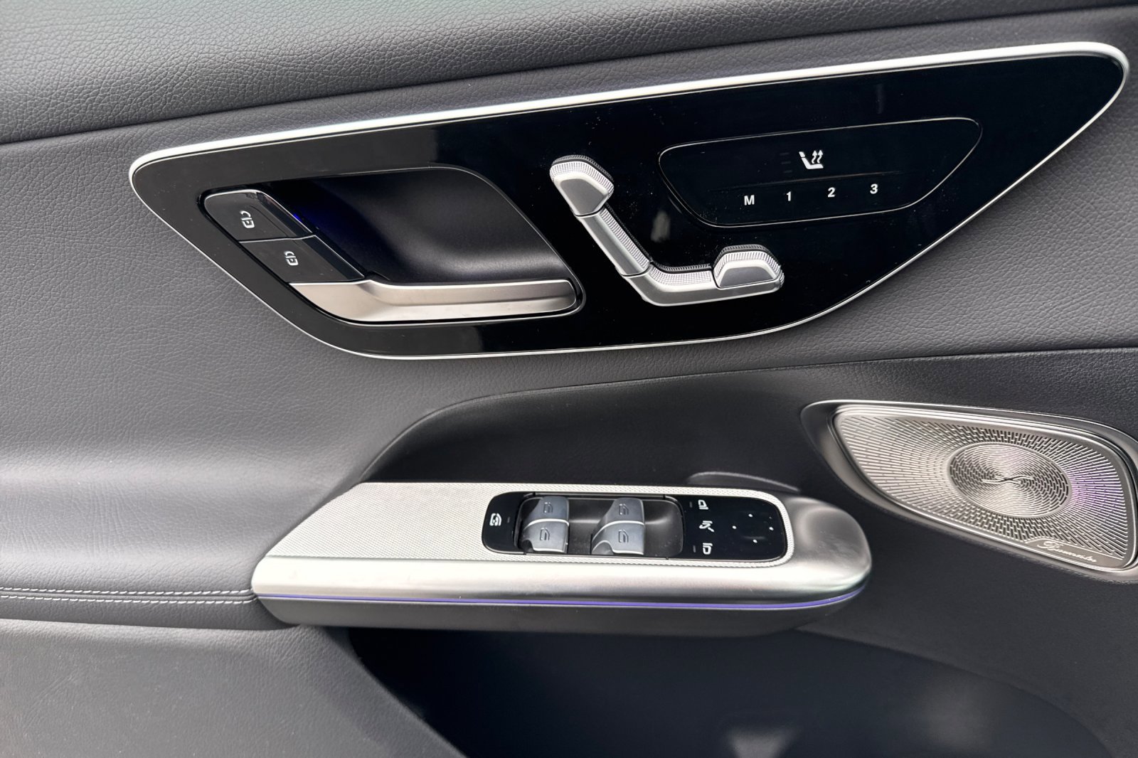 New 2026 Mercedes-Benz GLC 300 4MATIC image 11